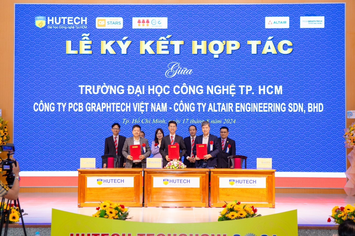 Hơn 200 đồ án của sinh viên HUTECH được doanh nghiệp đánh giá cao- Ảnh 5.