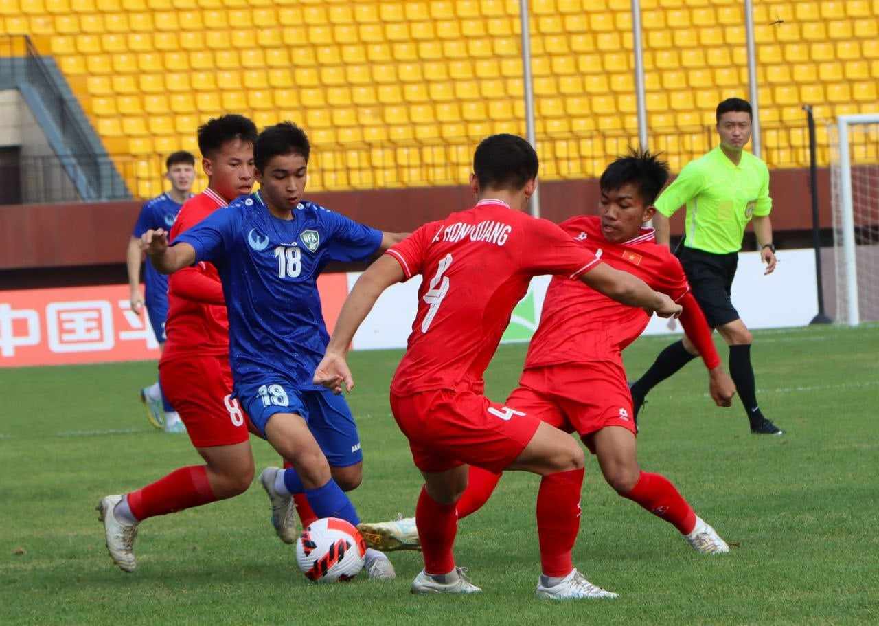 CĐV Trung Quốc ngỡ ngàng, dùng từ “kỳ lạ” để nói về chiến thắng của tuyển Việt Nam- Ảnh 1.