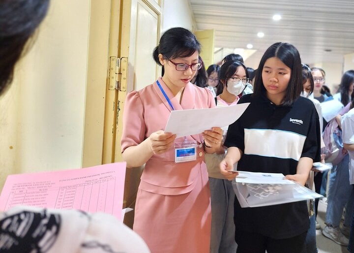 Yêu cầu không dùng ngữ liệu trong sách giáo khoa Ngữ văn để kiểm tra- Ảnh 1.