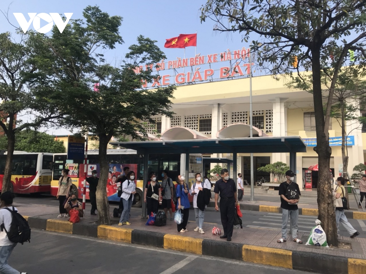 Bến xe, ga tàu ở Hà Nội sẵn sàng “gồng mình” phục vụ dịp nghỉ lễ Quốc khánh- Ảnh 1.