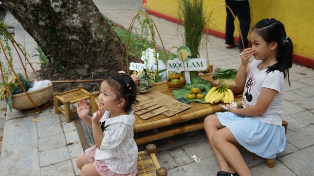 Bia hơi, bánh cuốn... hút khách du lịch Hà Nội- Ảnh 7.