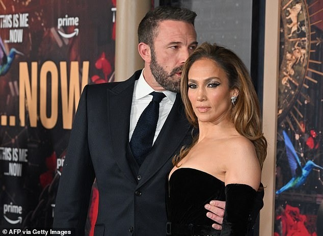 Quá nhiều lý do khiến Jennifer Lopez ly hôn Ben Affleck- Ảnh 1.