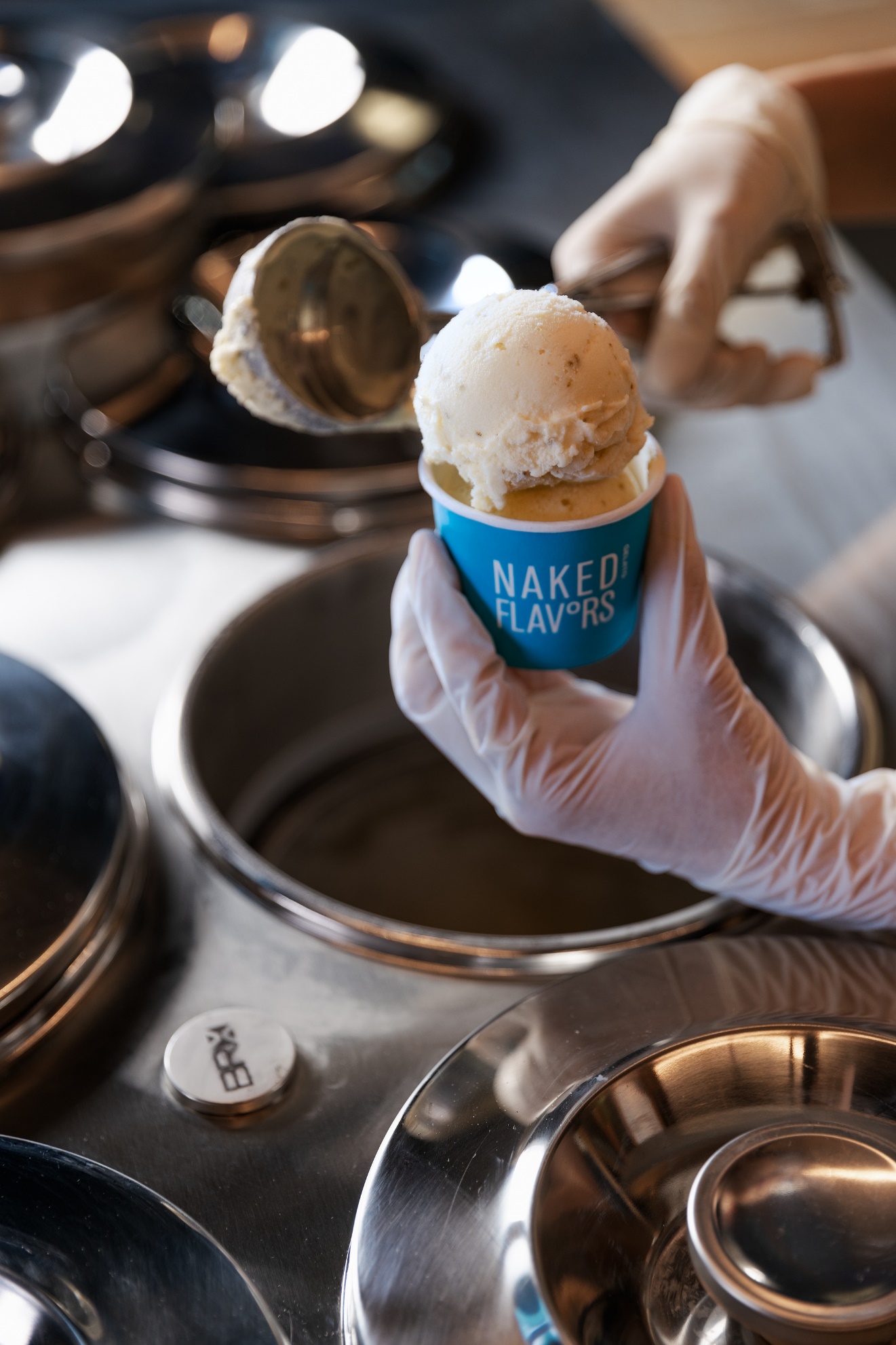 Người trẻ TP.HCM thong thả để tâm trạng tan chậm cùng… gelato Naked Flavors- Ảnh 2.