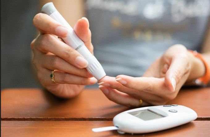 Li&ecirc;n tục xuất hiện nhiều quả m&iacute;t "khủng" ở Việt Nam nhưng bạn c&oacute; biết: M&iacute;t cực tốt lại "cực độc" với 5 nh&oacute;m người sau!- Ảnh 4.