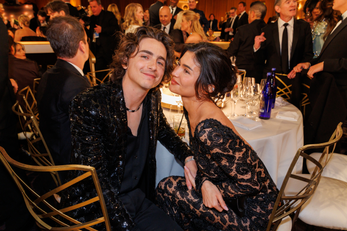 Kylie Jenner bị Timothée Chalamet 