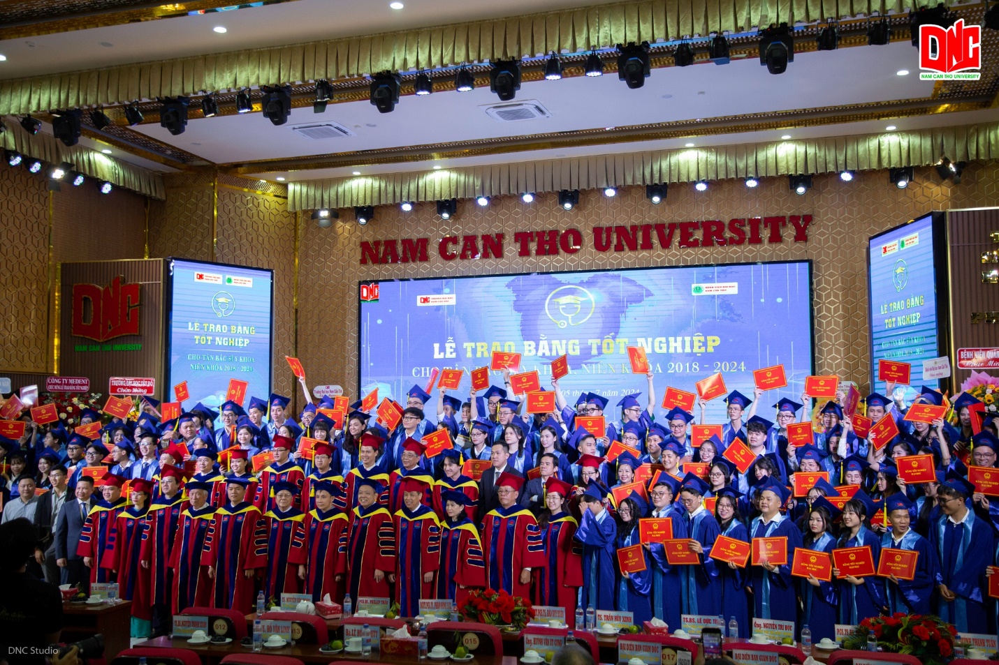 Đại học Nam Cần Thơ đồng hành cùng sinh viên, mở rộng tầm nhìn, hội nhập và phát triển- Ảnh 8.