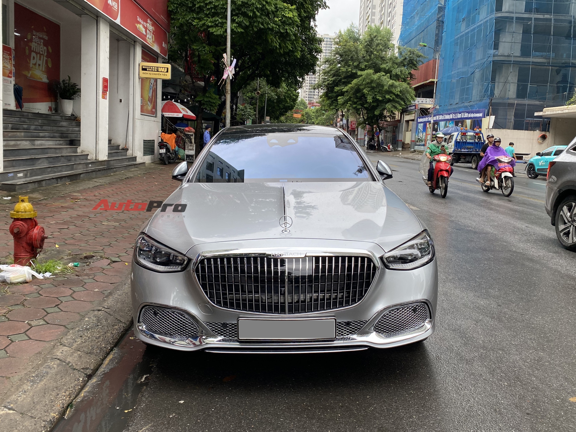 Mercedes-Maybach S 580 hàng hiếm lăn bánh trên phố Hà Nội: Giá khoảng 17 tỷ, màu độc, không bán chính hãng- Ảnh 3.