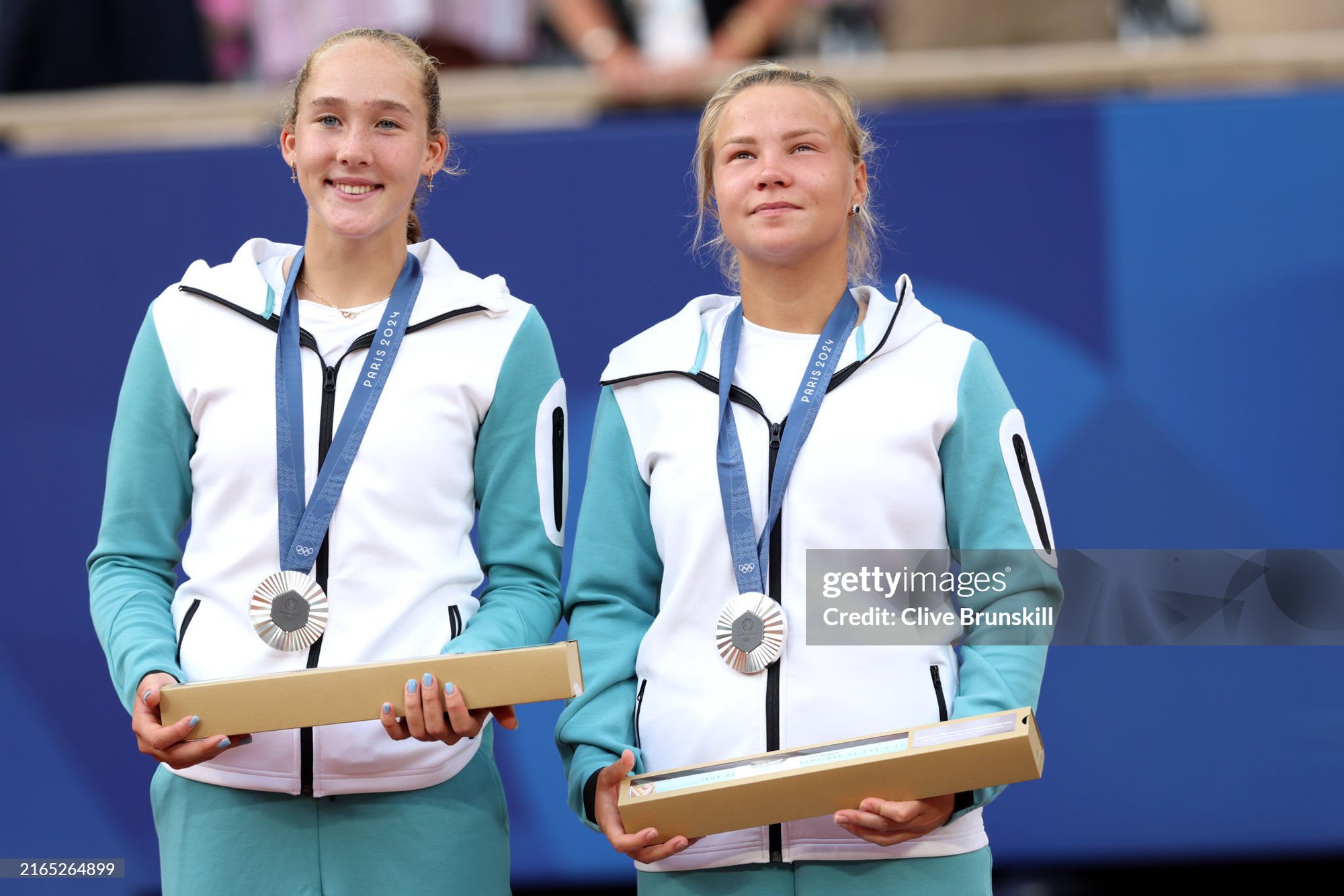 Lặng lẽ giành huy chương, cặp VĐV Nga không được xuất hiện trên BXH Olympic Paris 2024- Ảnh 1.