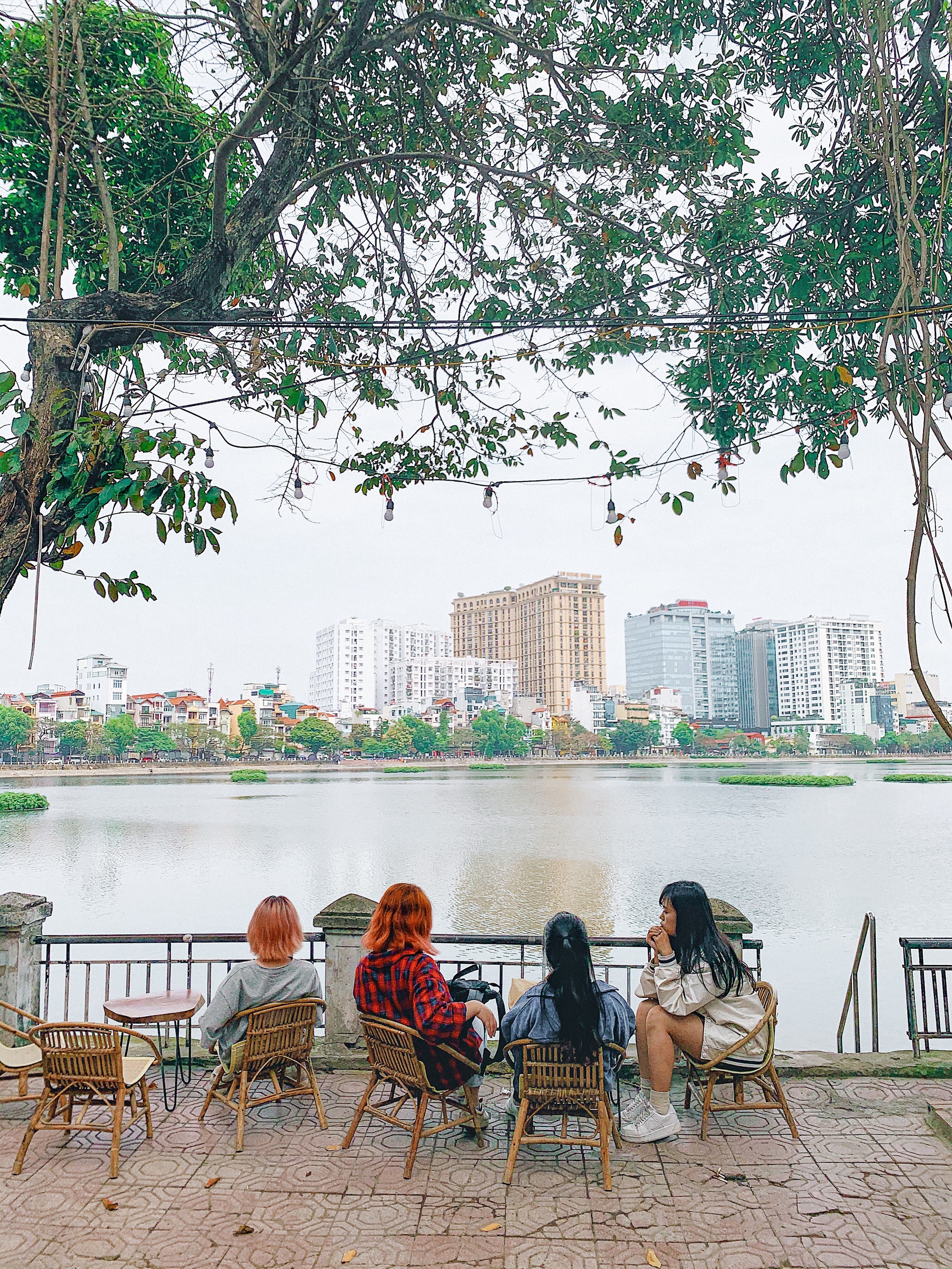 Tấm ảnh khiến nhiều người bất ngờ về địa điểm ở trung tâm Hà Nội: Có view ngắm hoàng hôn chẳng thua gì hồ Tây!- Ảnh 6.