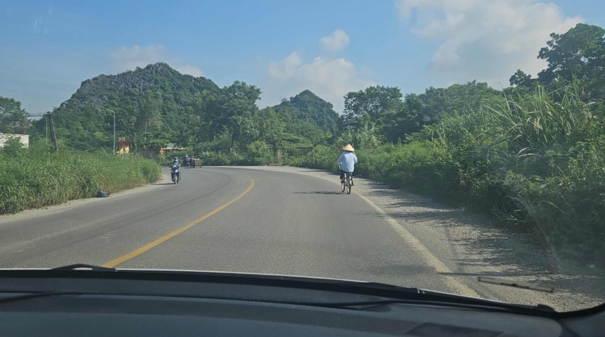 Từ vụ cháu bé 19 tháng tuổi ngã đúng lúc xe ô tô cán: Giáo viên dạy lái xe chỉ ra "điểm chết người"- Ảnh 3.