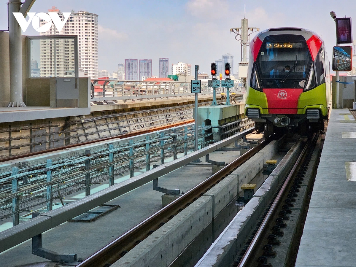 Cận cảnh Metro Nhổn - Ga Hà Nội trước ngày vận hành- Ảnh 1.