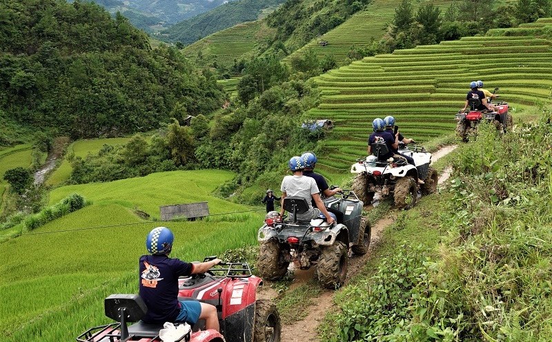 Huyện miền núi lọt danh sách "điểm đến có vẻ đẹp siêu thực", cách Hà Nội 300km, đường lên khó hơn Sa Pa- Ảnh 4.