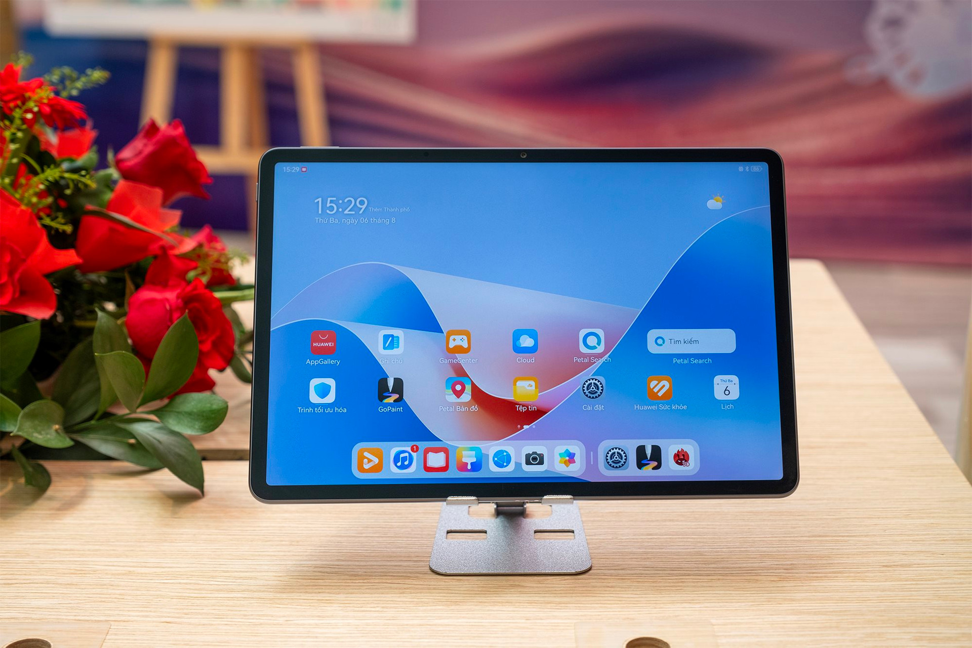 Huawei ra mắt máy tính bảng mỏng nhẹ, màn hình như Huawei ra mắt máy tính bảng mỏng nhẹ, màn hình như