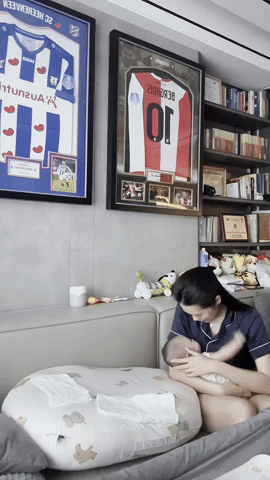 "Hot mom" Doãn Hải My tái hiện màn tạo dáng hồi thi Hoa hậu Việt Nam- Ảnh 3.