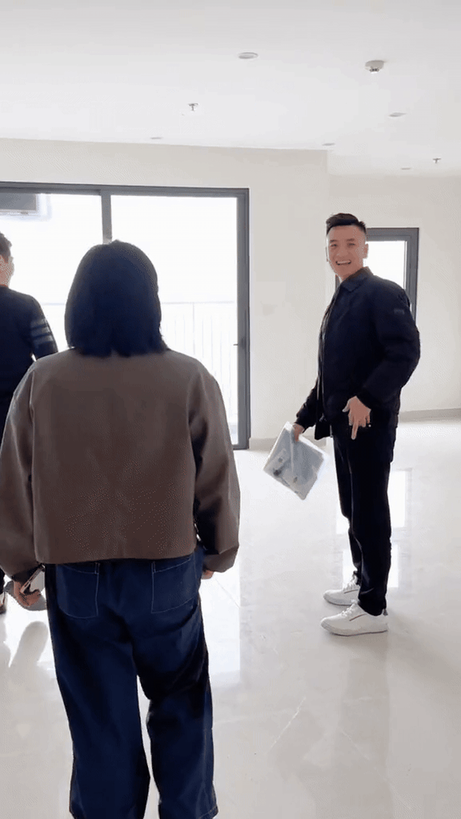 V&eacute;n m&agrave;n qu&aacute; khứ kh&oacute; khăn, cuộc sống đầy biến cố của Quyền Leo Daily- Ảnh 6.