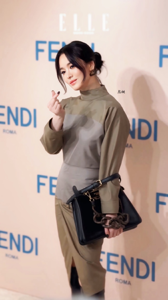 Song Hye Kyo đúng chuẩn 