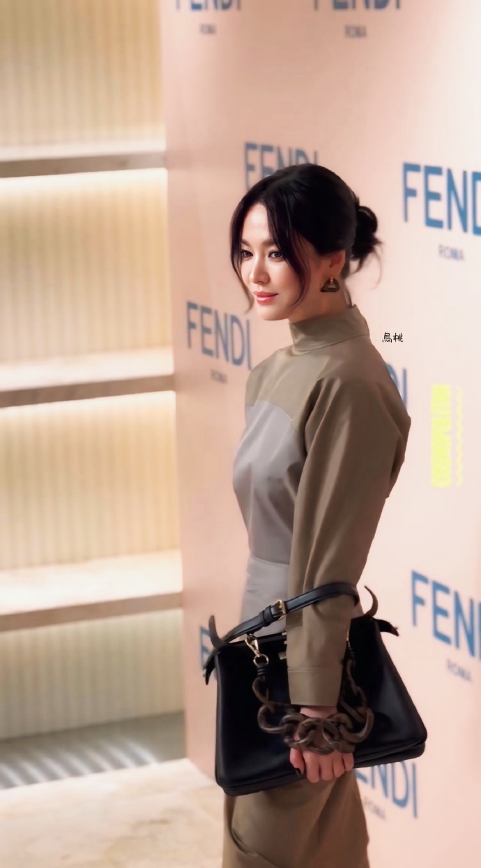 Song Hye Kyo đúng chuẩn 