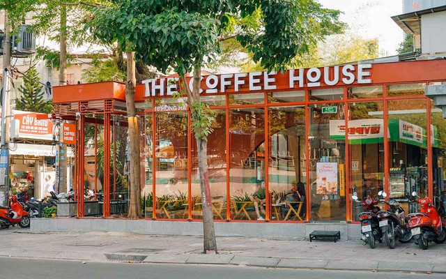 The Coffee House trước khi đóng toàn bộ cửa hàng tại Cần Thơ và Đà Nẵng: Từng được định giá hơn 1.000 tỷ nhưng lỗ hàng trăm tỷ/năm, sắp bị Starbucks, Trung Nguyên... vượt mặt- Ảnh 1.