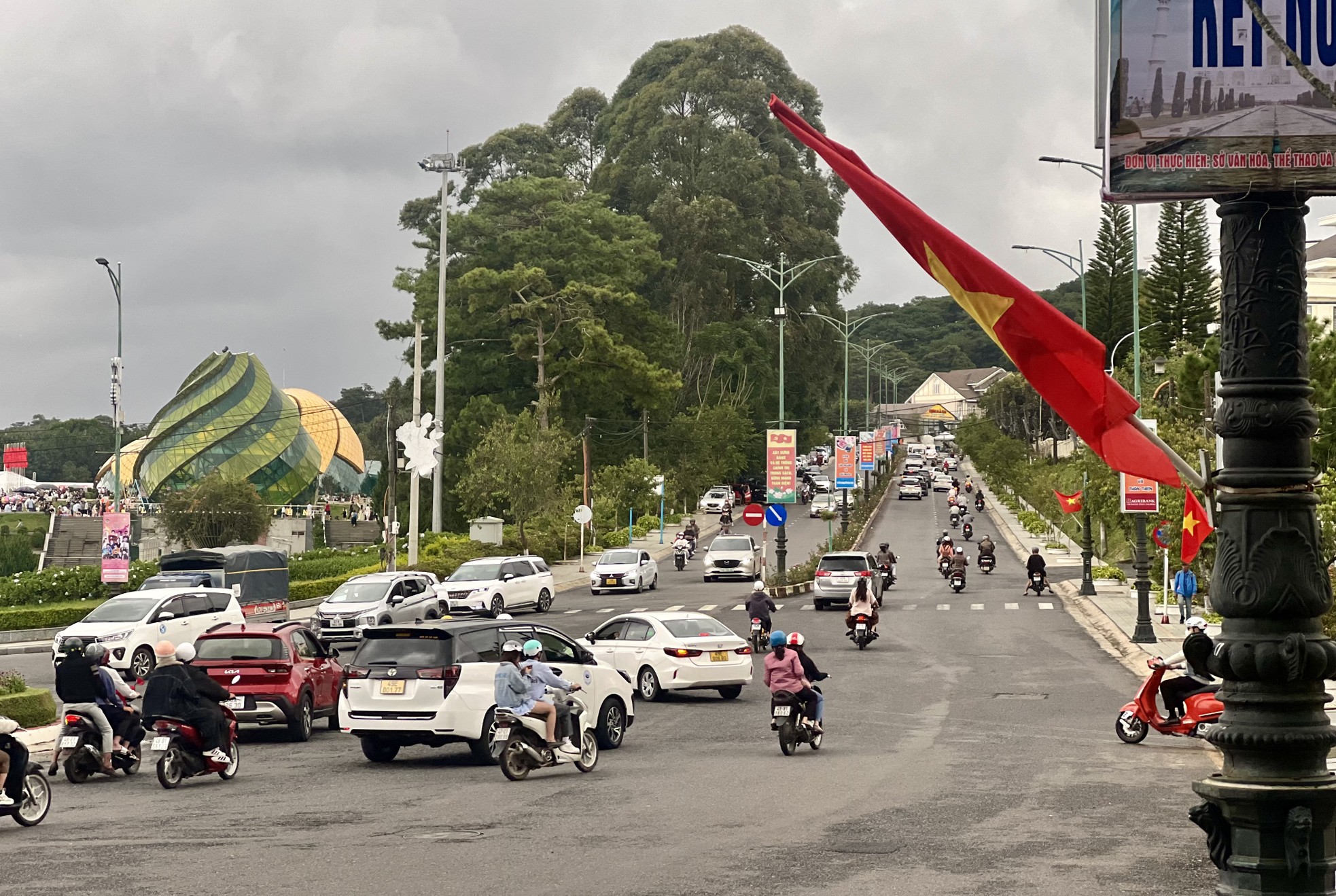 Bất ngờ với đường phố Đà Lạt trong ngày nghỉ đầu tiên lễ 2/9- Ảnh 2.