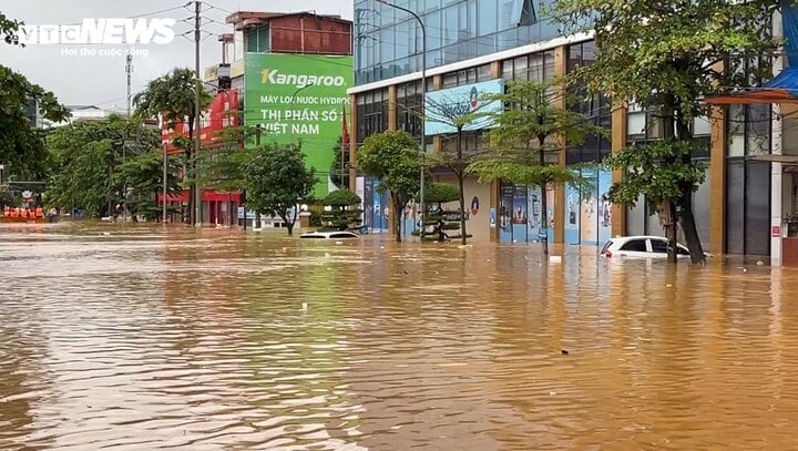 Mưa lớn kéo dài, Yên Bái vẫn ngập trên diện rộng- Ảnh 2.