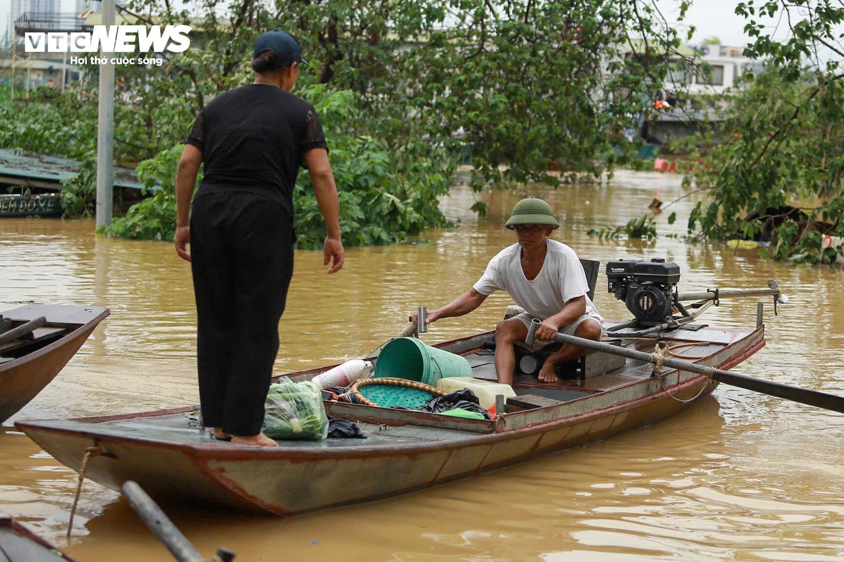 Bãi bồi sông Hồng ngập, người dân nói chưa bao giờ lũ dâng cao như thế- Ảnh 10.