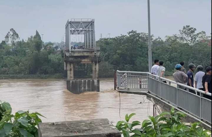 Sập cầu Phong Châu: Một DN từng tham gia sửa chữa khẳng định "không đụng chạm gì đến kết cấu bên trong"- Ảnh 2.