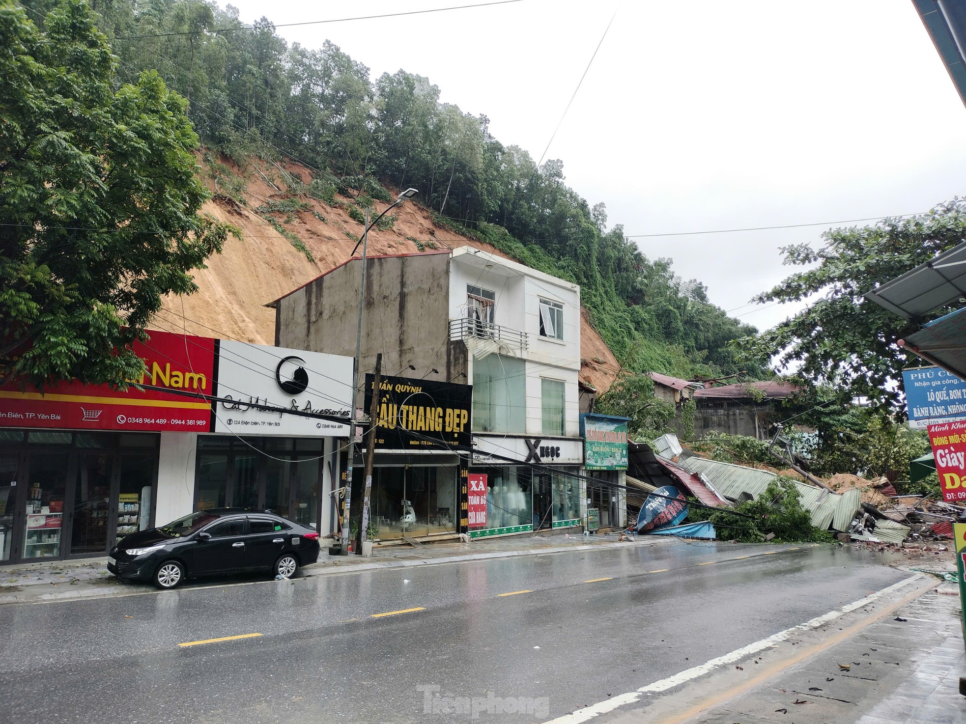 Thành phố Yên Bái chìm trong biển nước, cô lập nhiều phường xã- Ảnh 13.