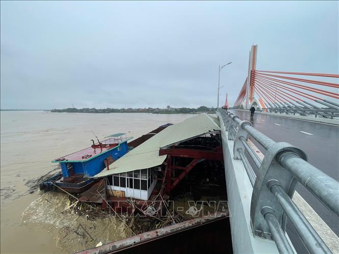 Diễn biến mưa lũ 10/9: Hàng loạt sông ở miền Bắc đạt mức báo động, sẵn sàng trực thăng ứng cứu vùng bị chia cắt- Ảnh 85.