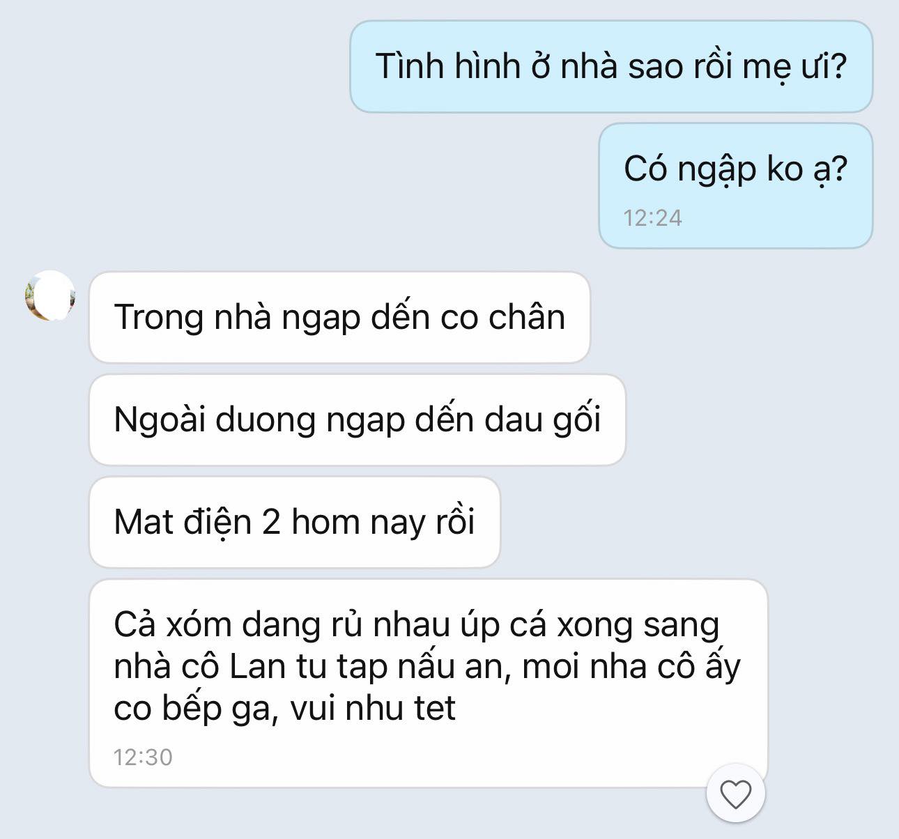 "Cả xóm úp cá rồi tụ tập nhà cô Lan nấu ăn": Người Việt vẫn lạc quan dù sống trong cảnh bão lũ thế đấy- Ảnh 1.