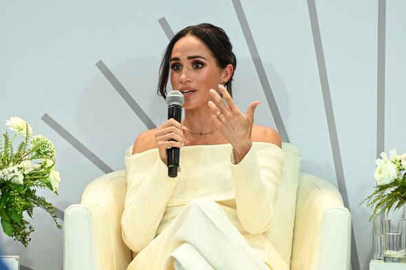 Meghan hối tiếc vì quyết định rời Hoàng gia Anh theo cách cay đắng nhất, để lại những nỗi đau và rạn nứt khó vãn hồi- Ảnh 2.