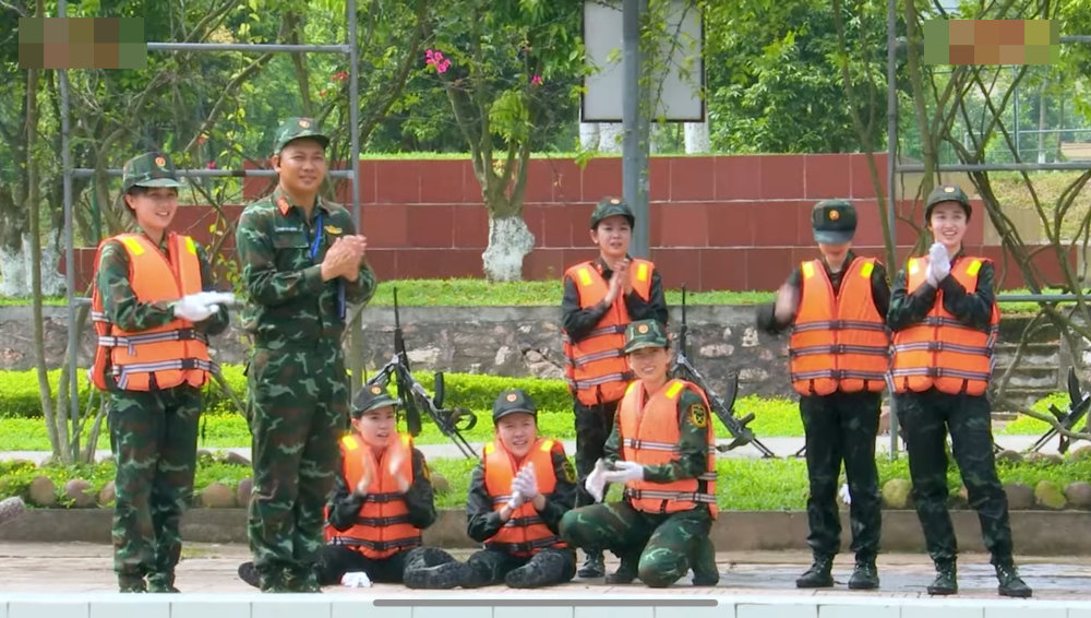 Hoa hậu Thùy Tiên gào thét thất thanh- Ảnh 16.