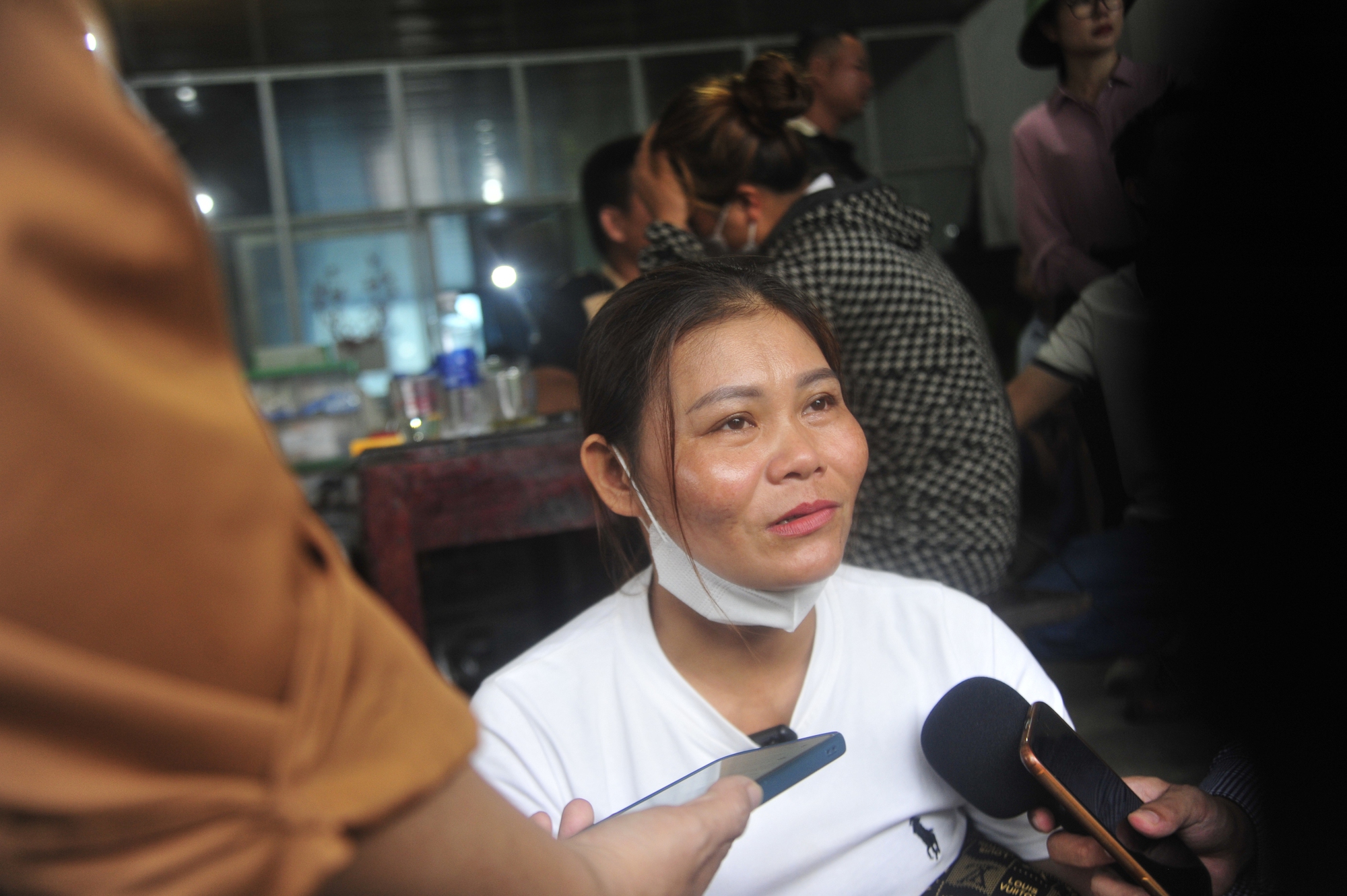 Người phụ nữ x&oacute;t xa n&oacute;i về sự ra đi vội v&agrave;ng của đứa ch&aacute;u