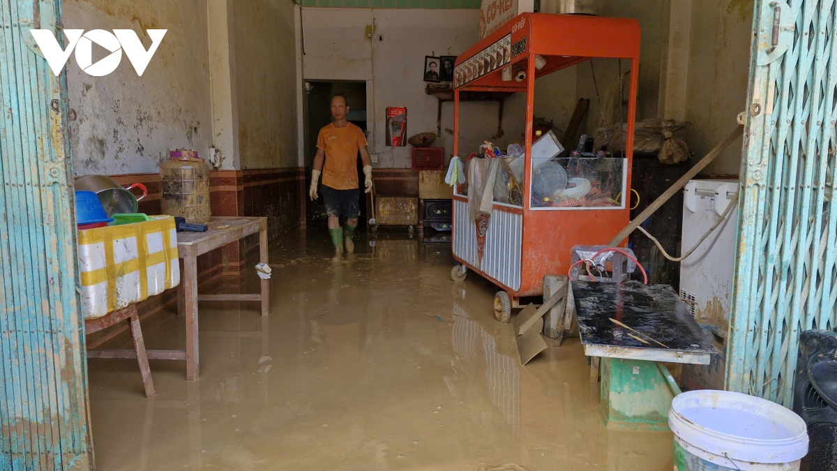 Làng Nủ tang thương sau cơn lũ quét: 29 em học sinh thiệt mạng và mất tích; Con số tử vong không ngừng tăng cao- Ảnh 6.