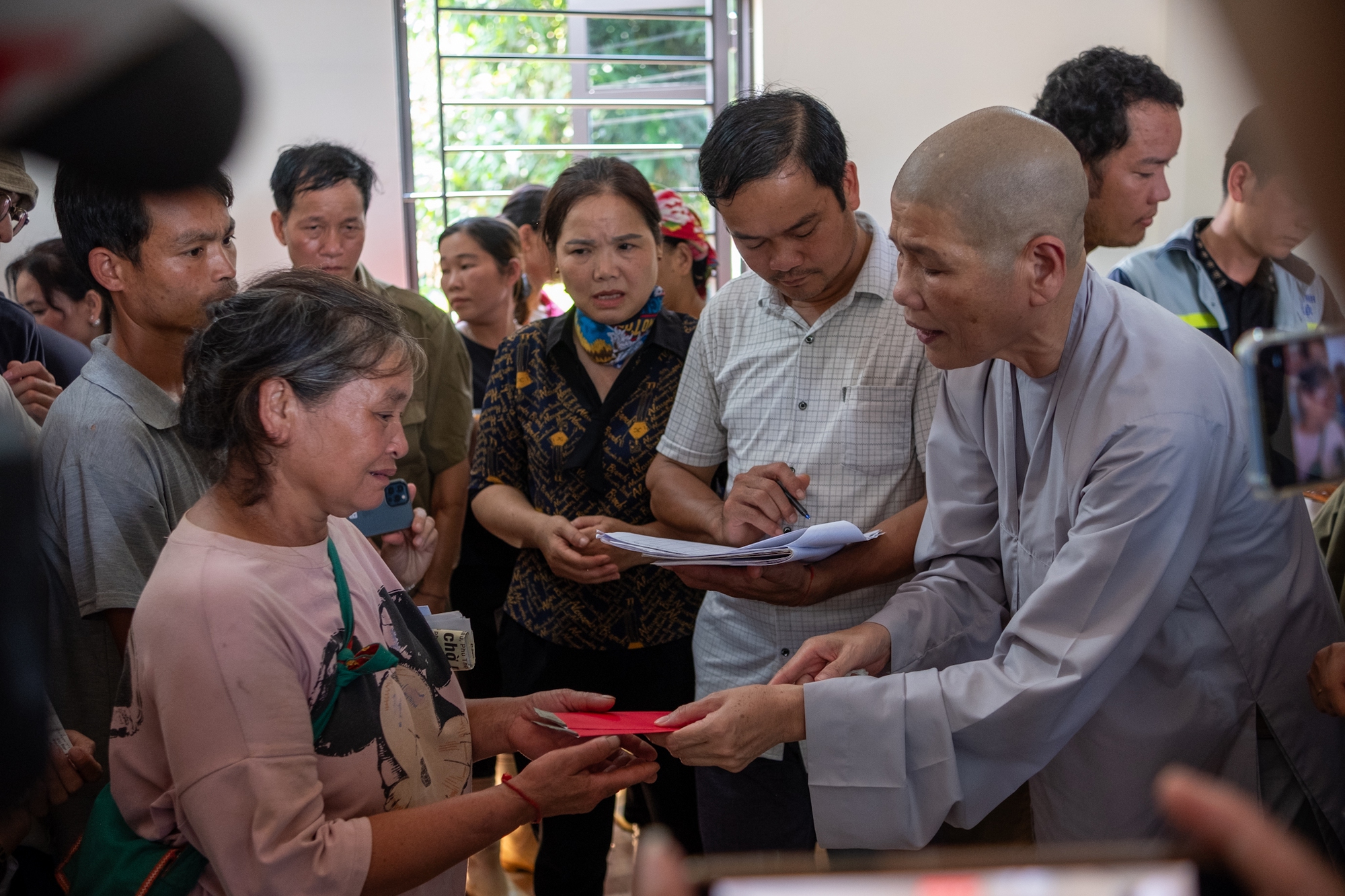 8 người chạy thoát trong vụ lũ quét Làng Nủ: Chỉ kịp hô “chạy đi các con ơi, chạy đi”- Ảnh 13.