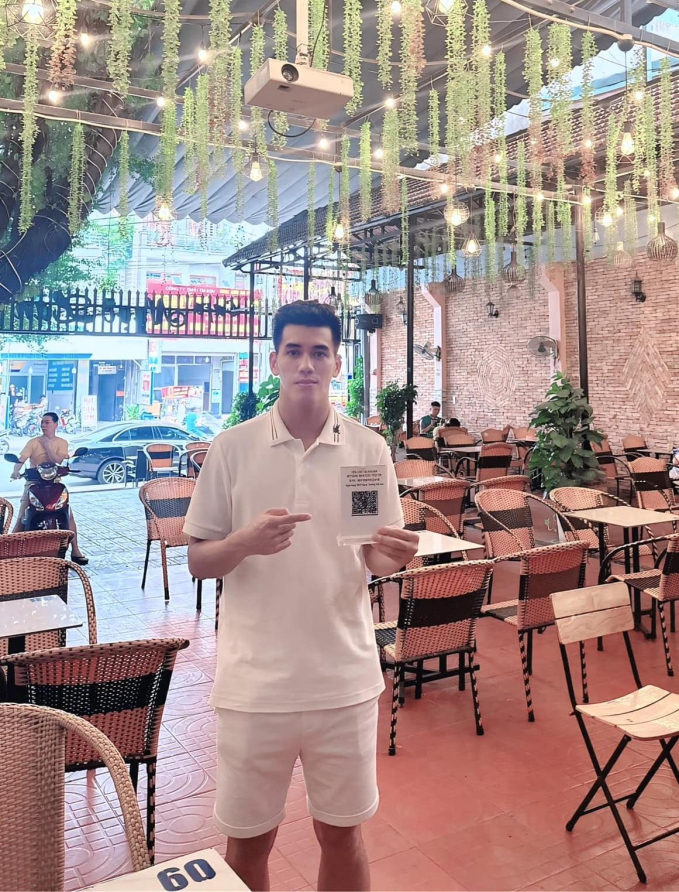 Dàn sao ĐT Việt Nam gây xúc động, 1 cầu thủ ủng hộ toàn bộ doanh thu quán cafe cho đồng bào vũng lũ