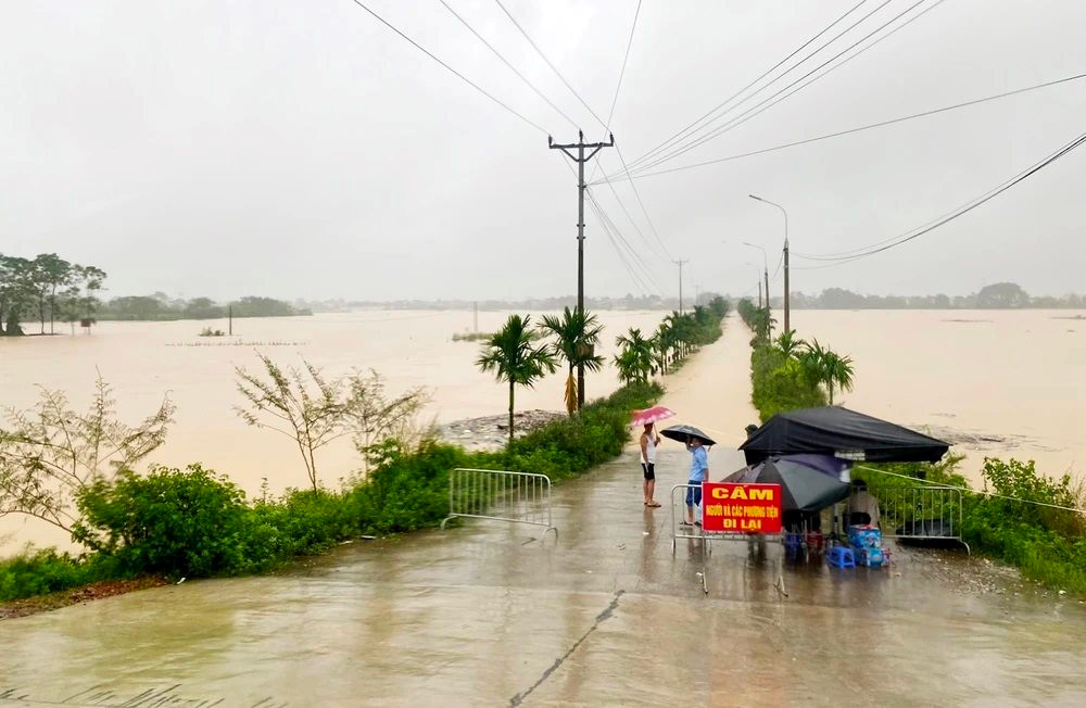 Điều kiện để người dân bị ảnh hưởng bởi bão Yagi được giảm lãi suất cho vay 1%?- Ảnh 1.