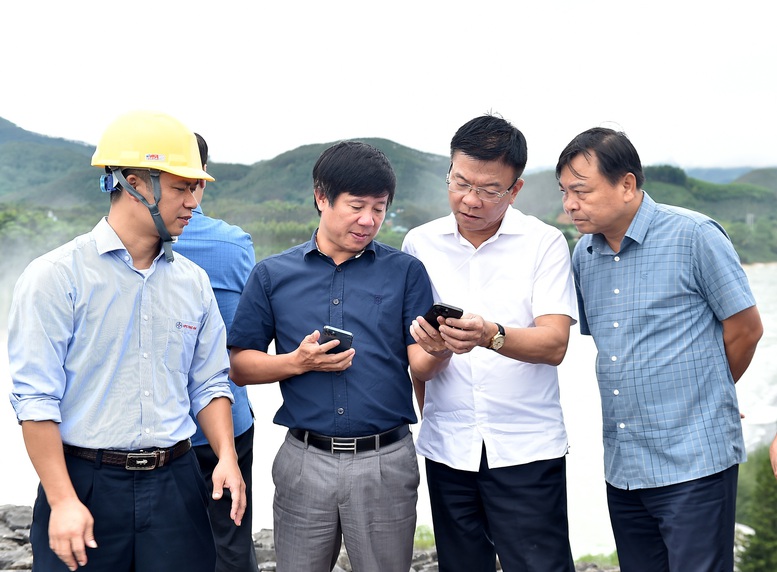 “Trận chiến sinh tử” với cơn lũ khủng khiếp, tỷ lệ 10.000 năm mới xuất hiện một lần ở hồ Thác Bà- Ảnh 2.