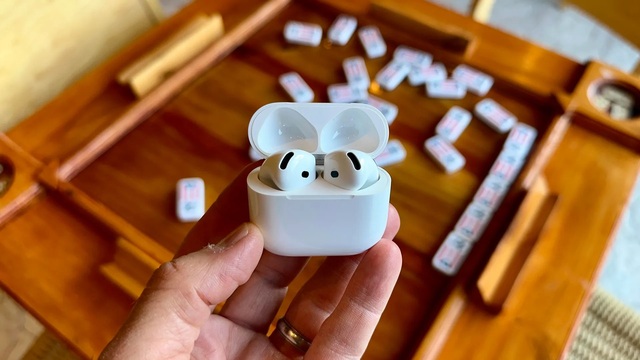 Trải nghiệm AirPods 4, "món hời" đáng mua nhất 2024: Nhiều tính năng như bản Pro, lại rẻ hơn hẳn 1 triệu- Ảnh 5.