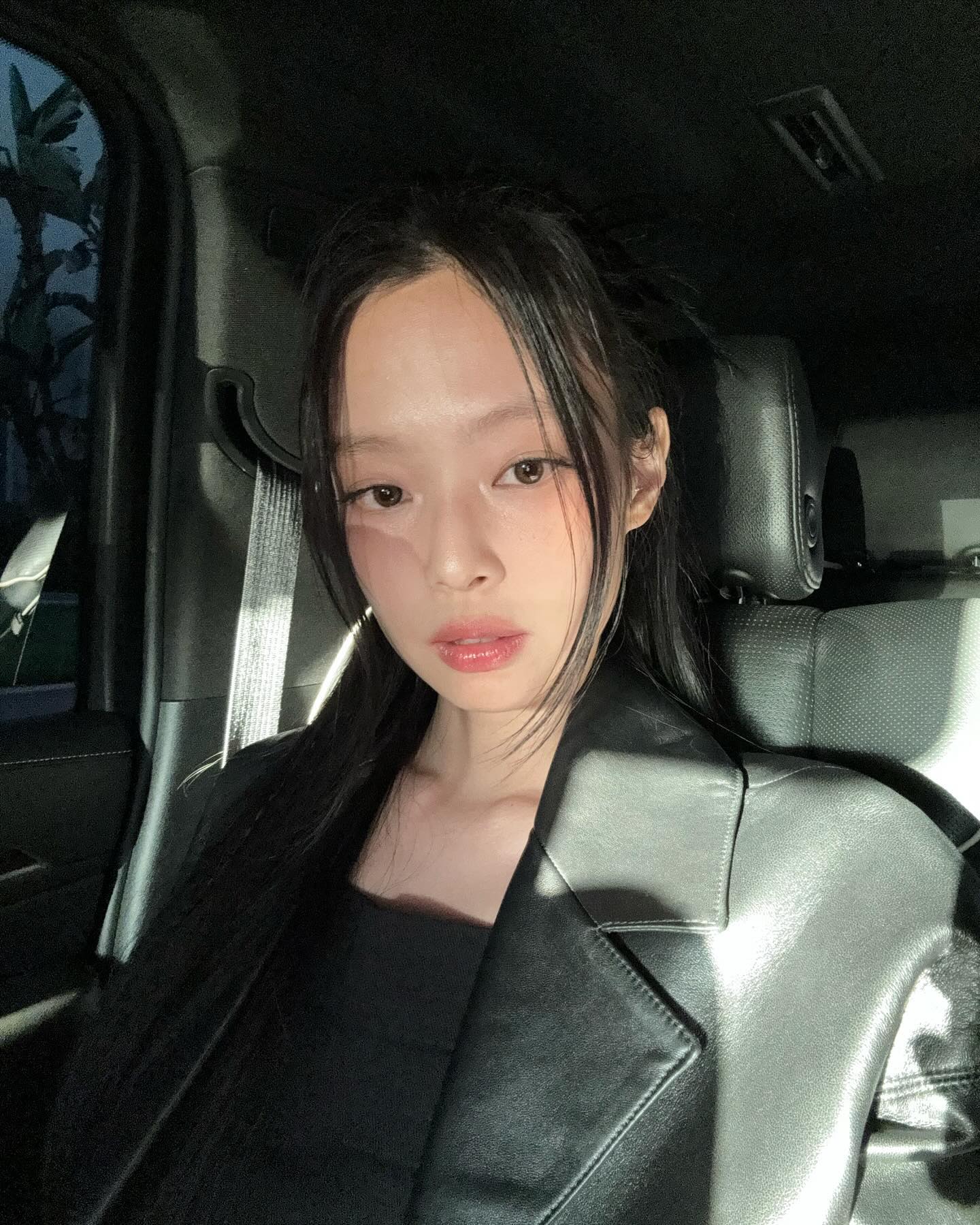 Bộ outfit đánh lừa 85 triệu của jennie