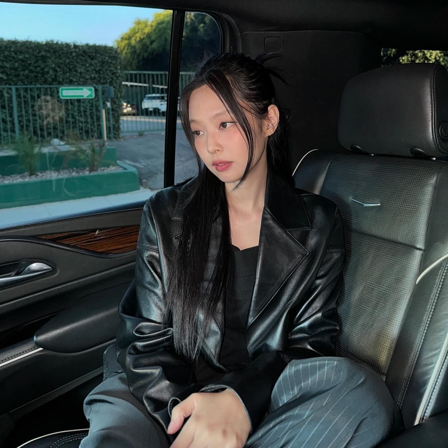 Bộ outfit đánh lừa 85 triệu của jennie