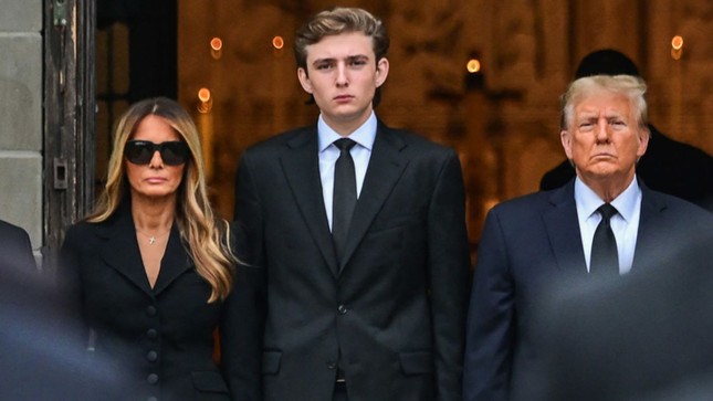 Mật vụ theo sát Barron Trump- Ảnh 3.