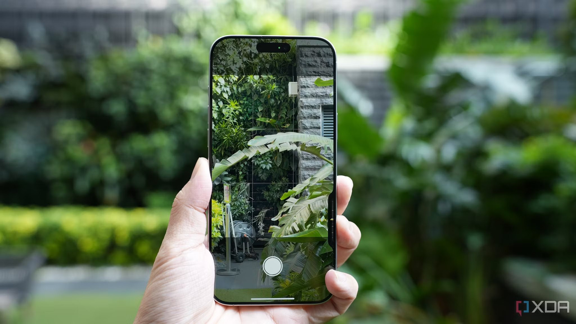 So sánh iPhone 16 Pro Max và iPhone 15 Pro Max: Những điều trước khi "chốt đơn" ai cũng cần phải biết!- Ảnh 8.