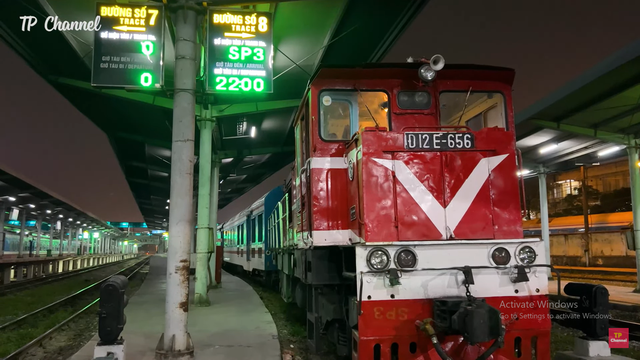 Chuyến tàu đi chưa tới 300km, giá vé vài trăm ngàn: Du khách nhận xét "Không khác gì khách sạn"- Ảnh 2.