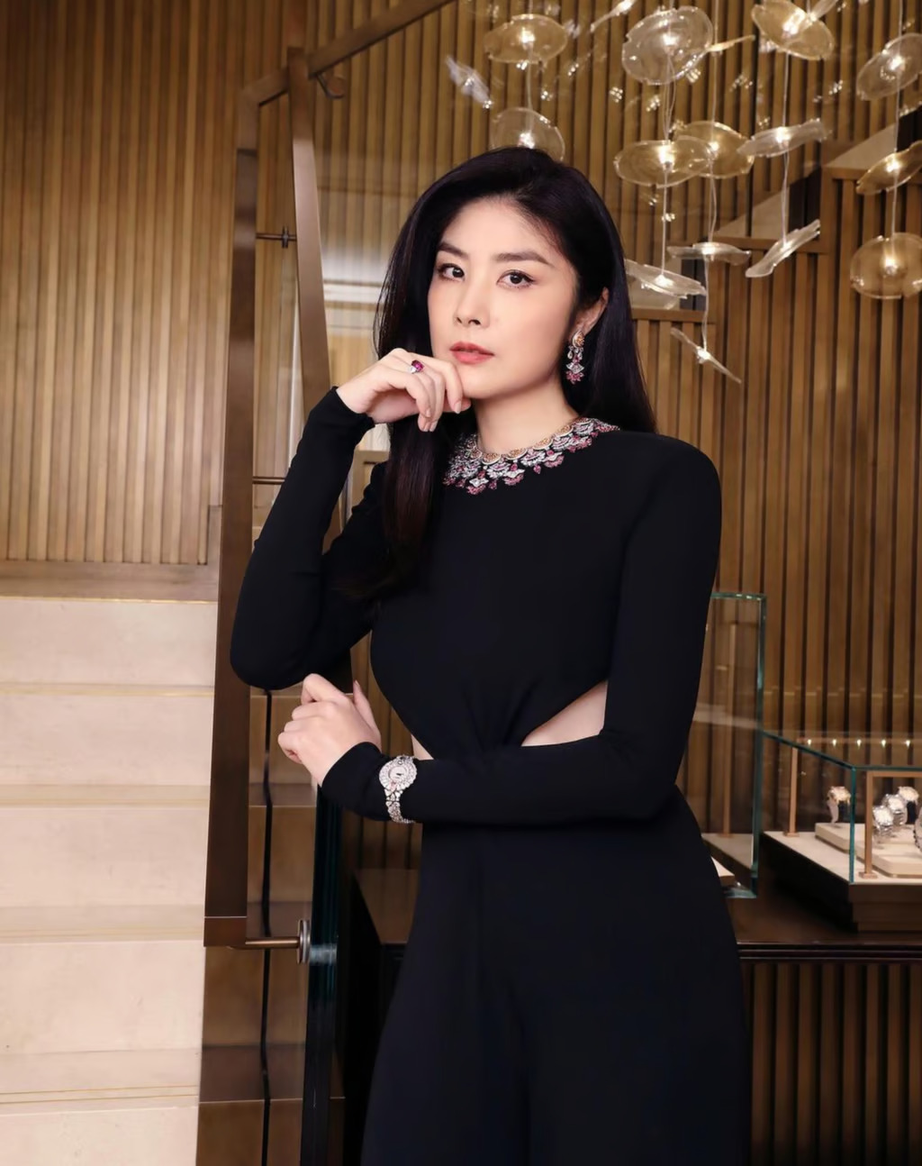 Mỹ nhân showbiz là ái nữ của "ông trùm trang sức": U55 đẹp không tuổi, viên mãn bên chồng thiếu gia là tình đầu- Ảnh 9.