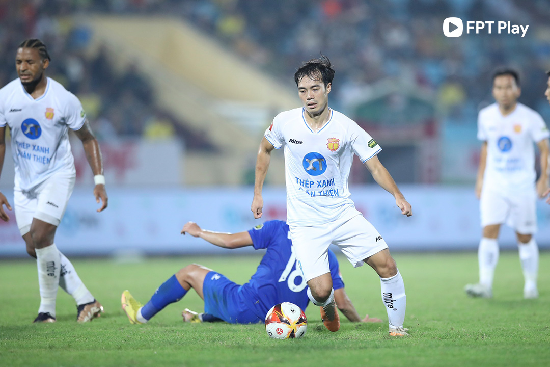 Những cuộc đối đầu đáng chú ý tại vòng 3 LPBank V.League 1-2024/25- Ảnh 1.