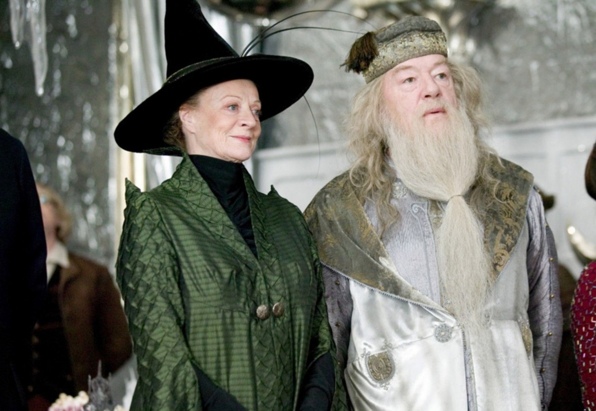 "Giáo sư McGonagall" và "Thầy Dumbledore" của Harry Potter đều mất cùng 1 ngày- Ảnh 1.