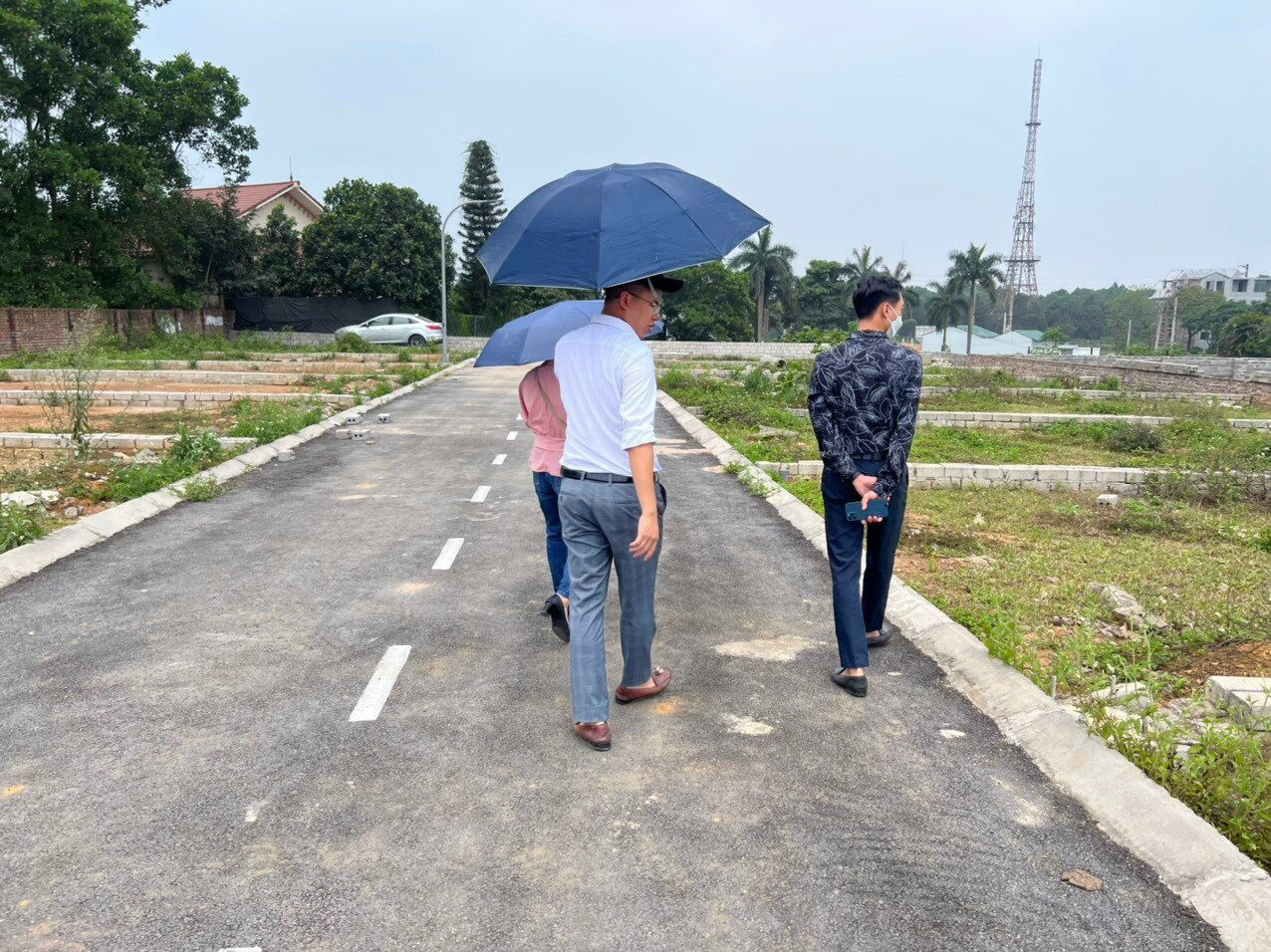 “Có tiền, tôi vẫn muốn đi mua đất”- Ảnh 1.