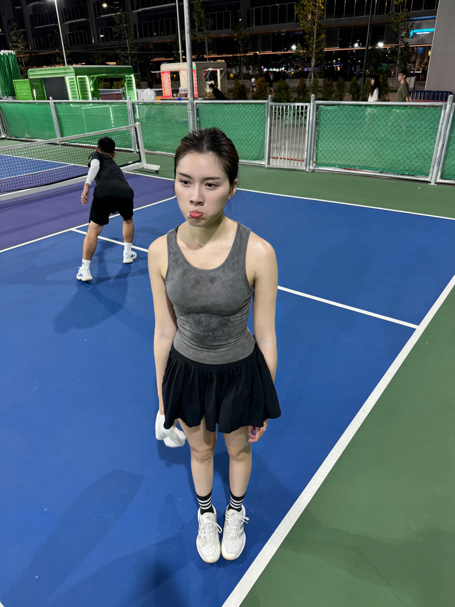 Thời trang sao Việt đã kín đáo hơn khi chơi Pickleball- Ảnh 6.