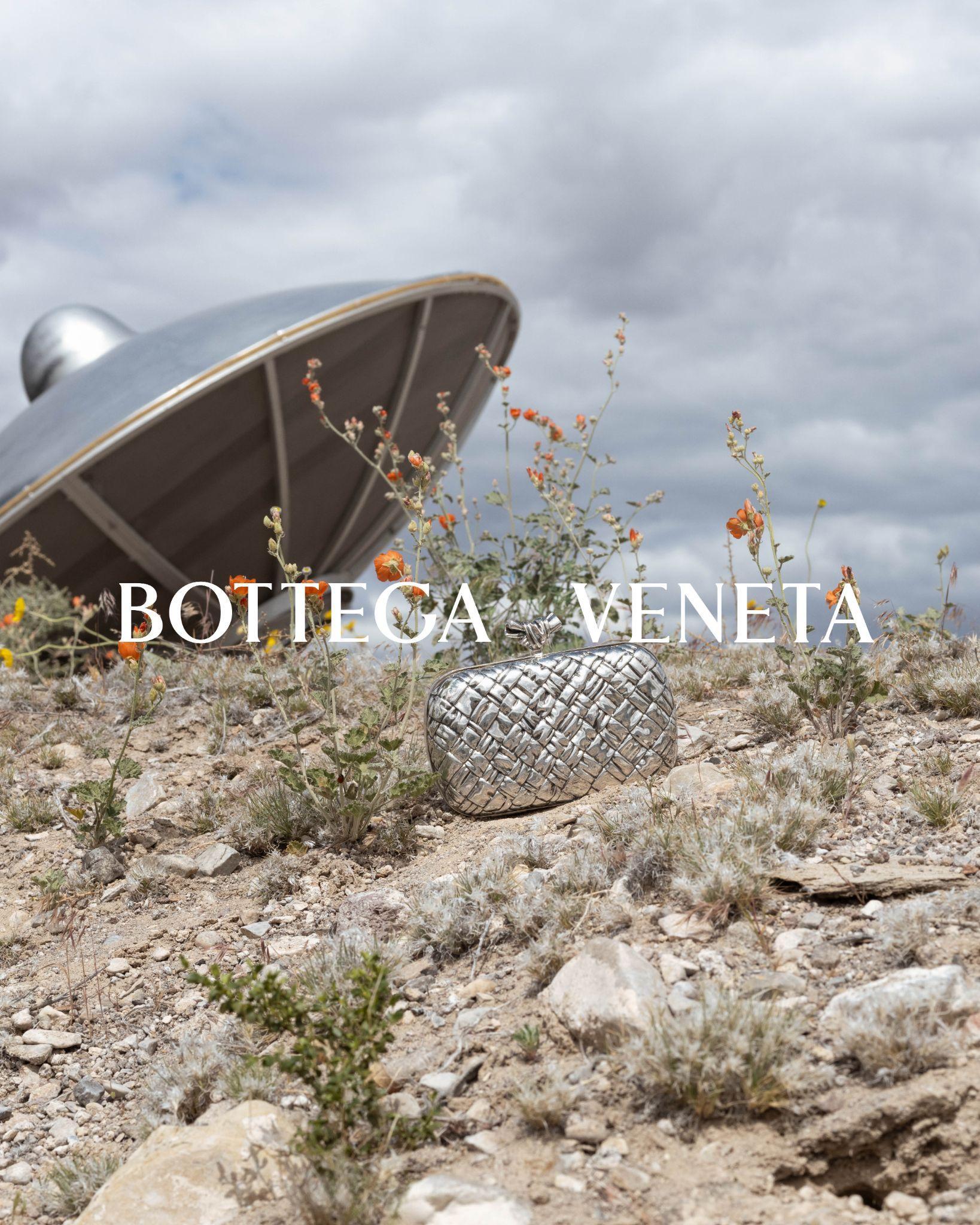 Bottega Veneta mùa đông 2024: Khởi đầu từ sự kết thúc- Ảnh 1.