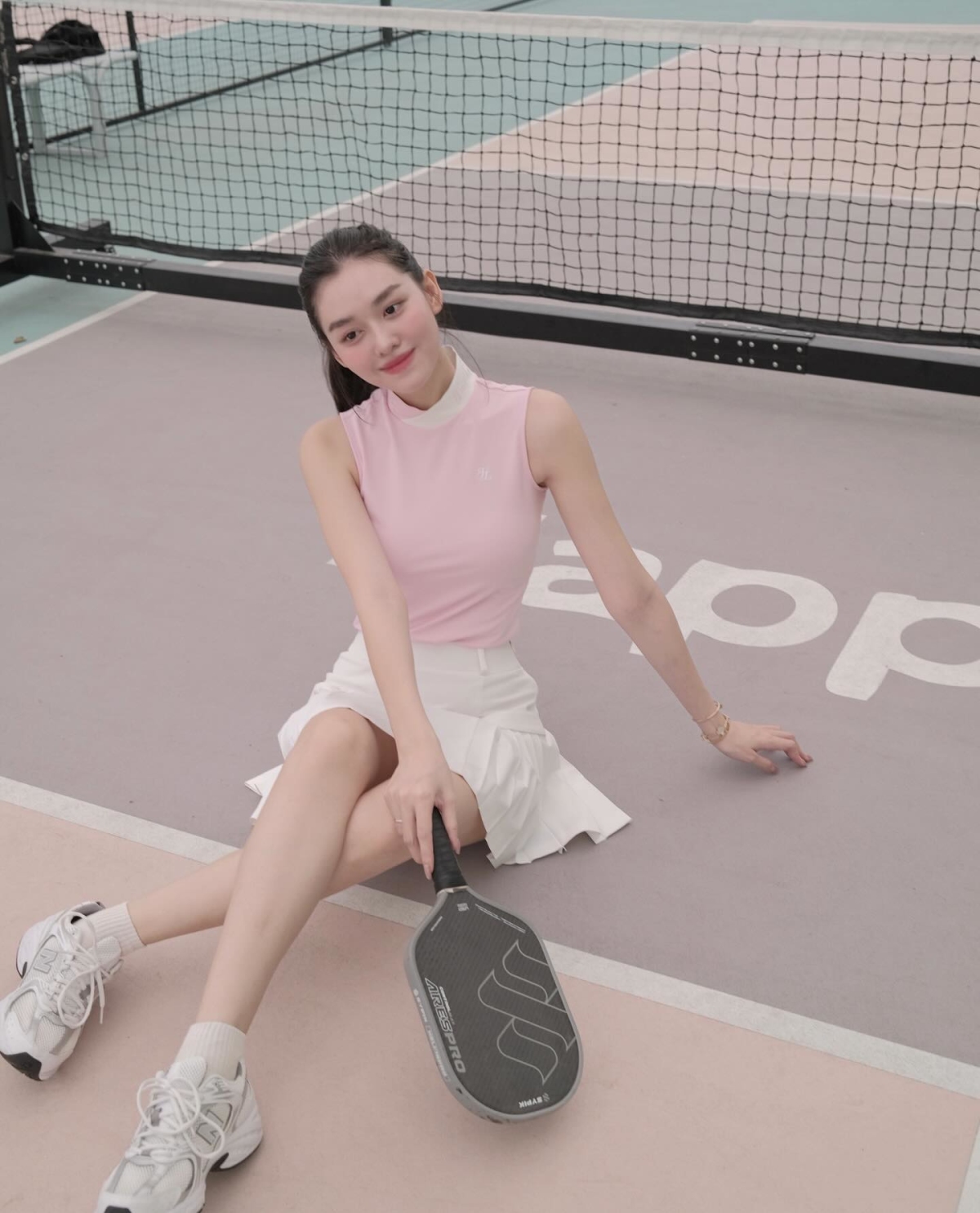 Thời trang sao Việt đã kín đáo hơn khi chơi Pickleball- Ảnh 13.